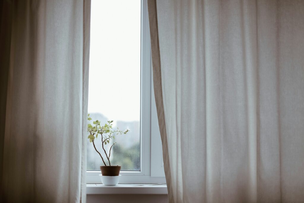 Energy Bills - Curtains Closed